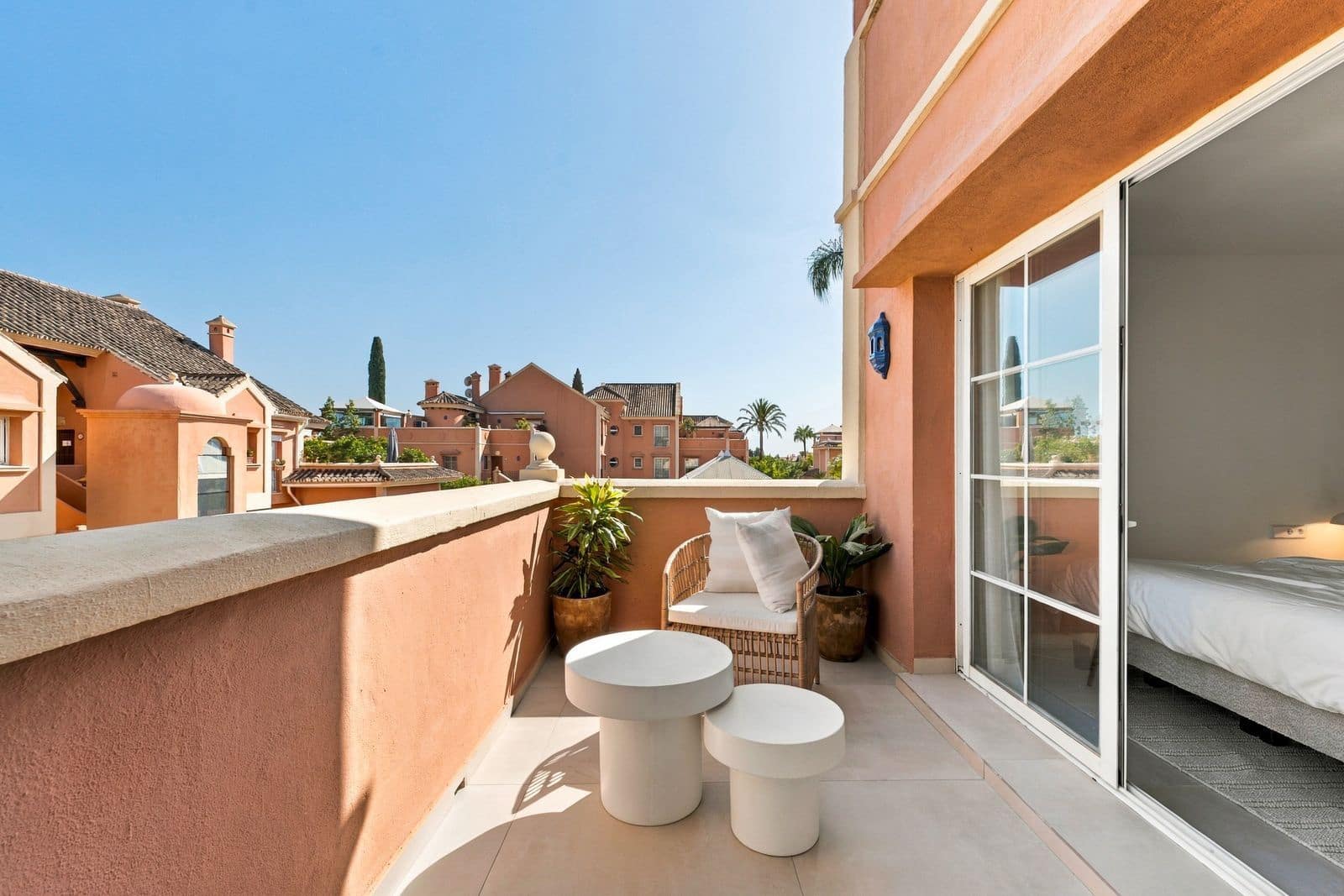 3 makuuhuone Kattohuoneisto myytävänä paikassa Nueva Andalucia - 1 497 000 € (Ref: 10097910)