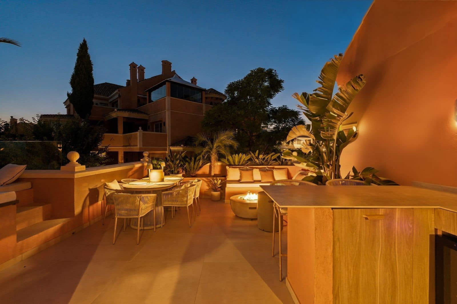 3 makuuhuone Kattohuoneisto myytävänä paikassa Nueva Andalucia - 1 497 000 € (Ref: 10097910)