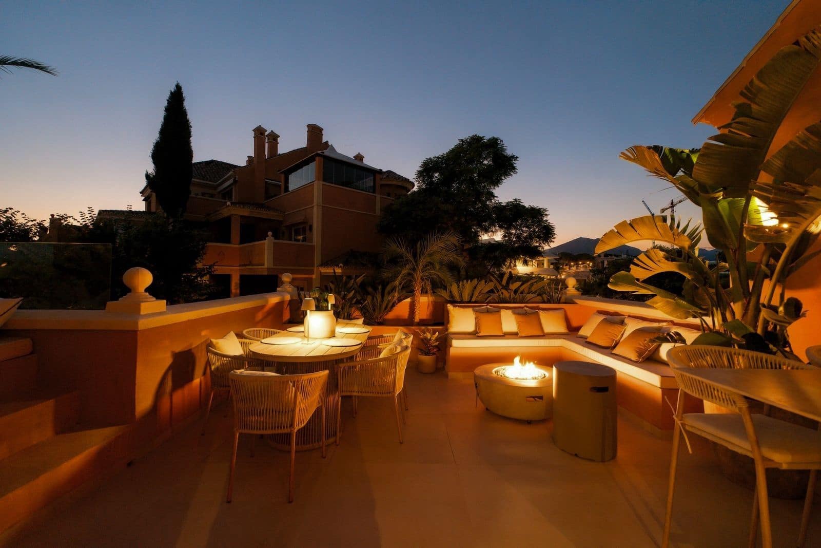 3 makuuhuone Kattohuoneisto myytävänä paikassa Nueva Andalucia - 1 497 000 € (Ref: 10097910)