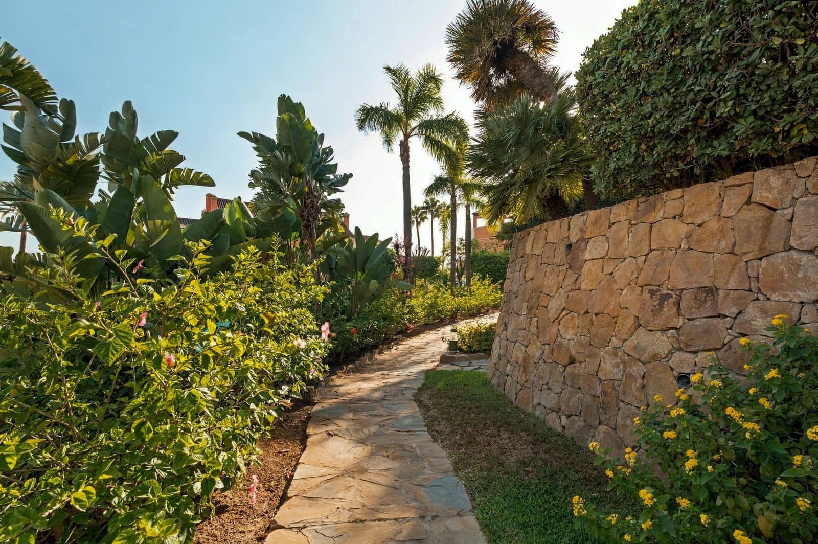 3 makuuhuone Kattohuoneisto myytävänä paikassa Nueva Andalucia - 1 497 000 € (Ref: 10097910)