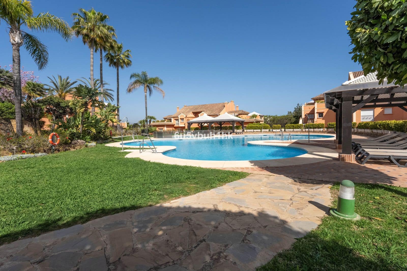 3 sovrum Takvåning till salu i Marbella - 1 100 000 € (Ref: 10097915)