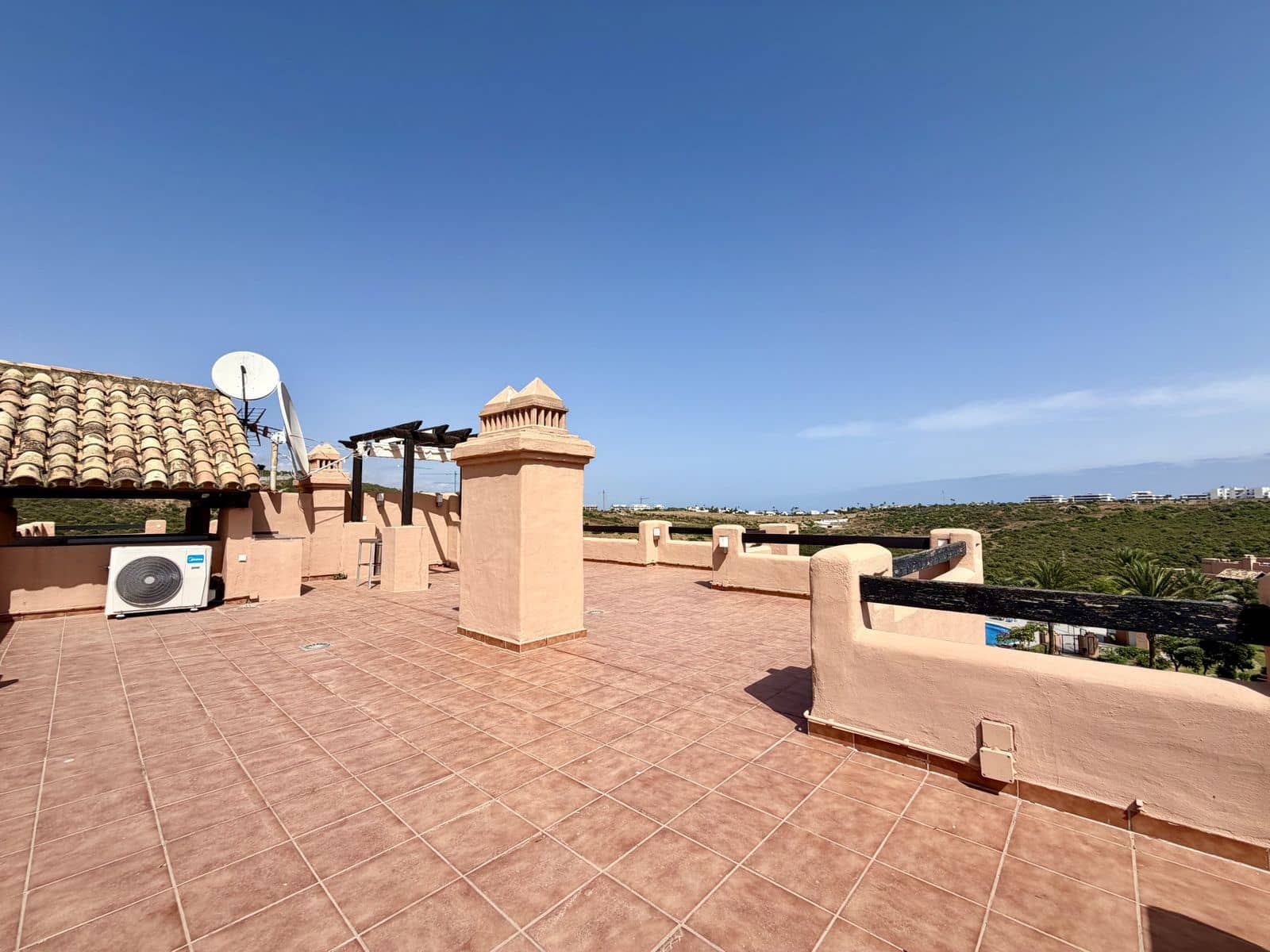Ático de 3 habitaciones en Casares en venta - 380.000 € (Ref: 10097921)