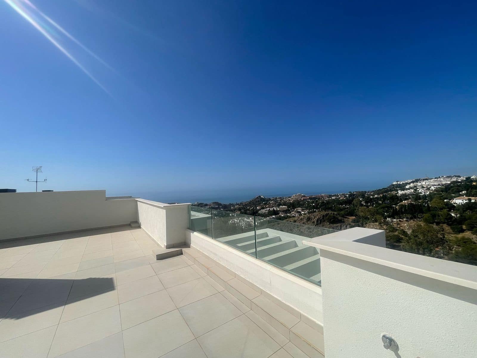 2 sypialnia Penthouse na sprzedaż w Benalmadena - 617 500 € (Ref: 10097922)