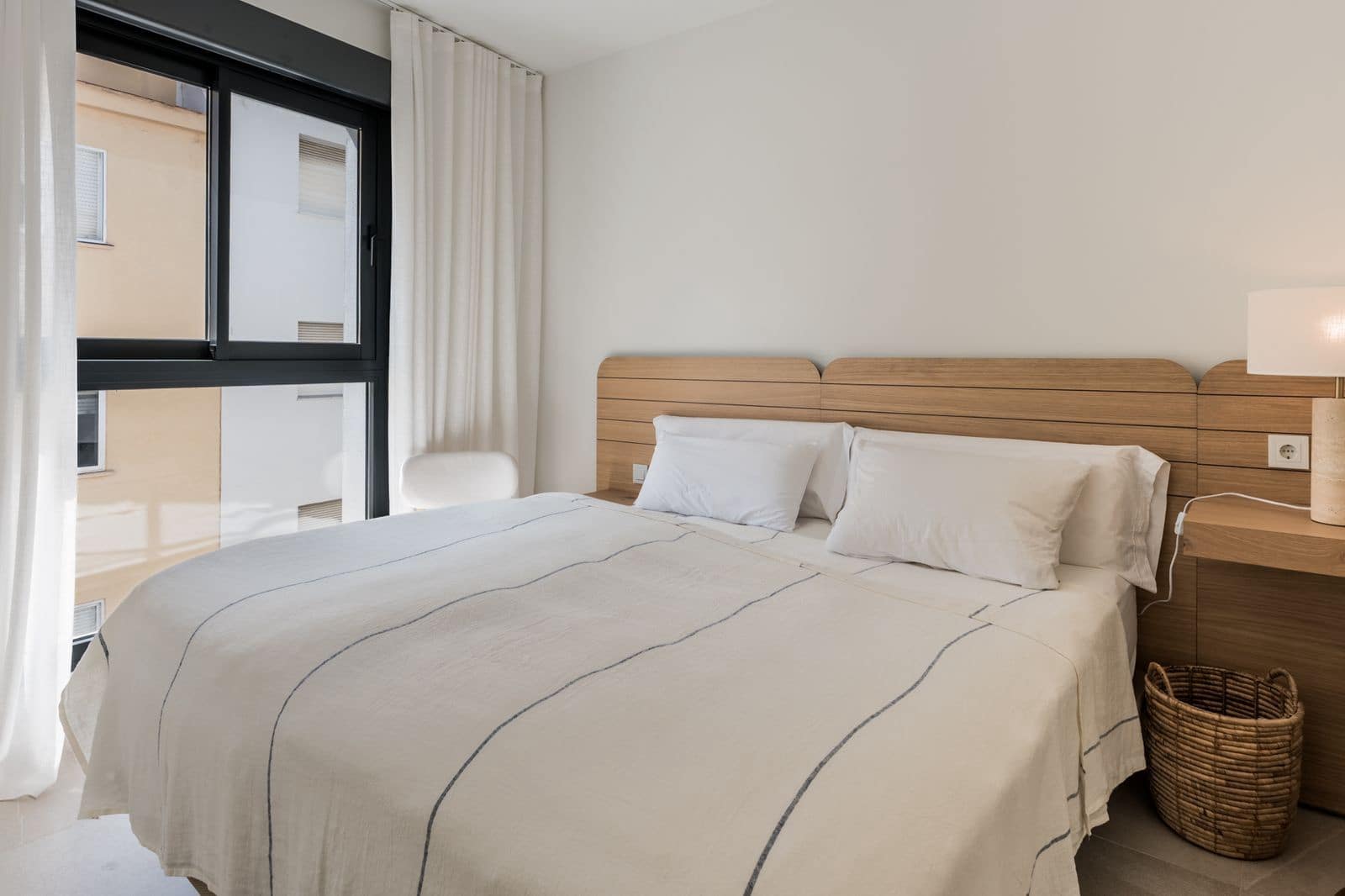 2 Zimmer Penthouse zu verkaufen in Estepona - 615.000 € (Ref: 10097925)