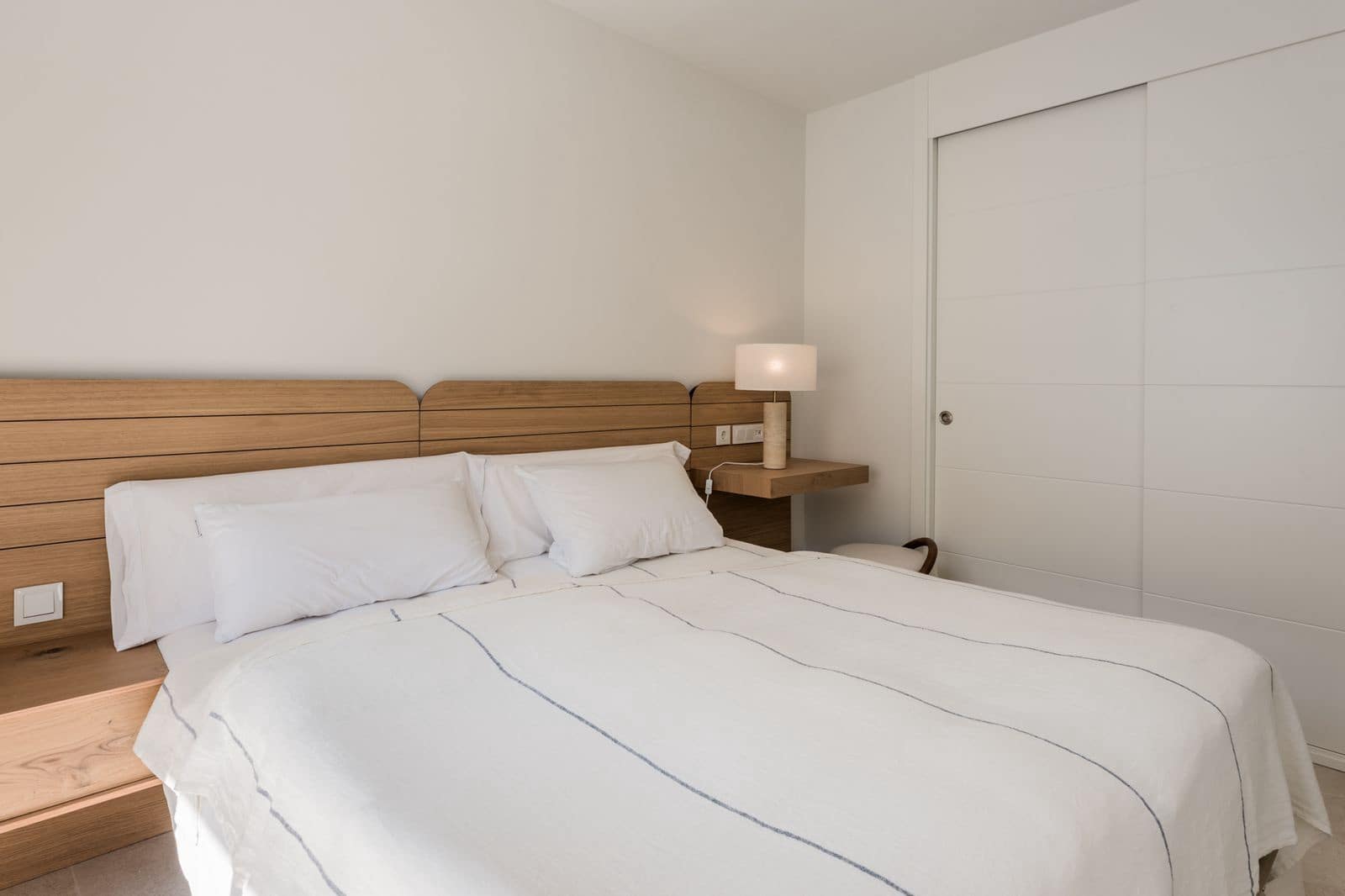 2 Zimmer Penthouse zu verkaufen in Estepona - 615.000 € (Ref: 10097925)