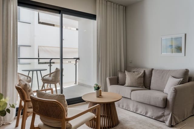 2 Zimmer Penthouse zu verkaufen in Estepona - 615.000 € (Ref: 10097925)