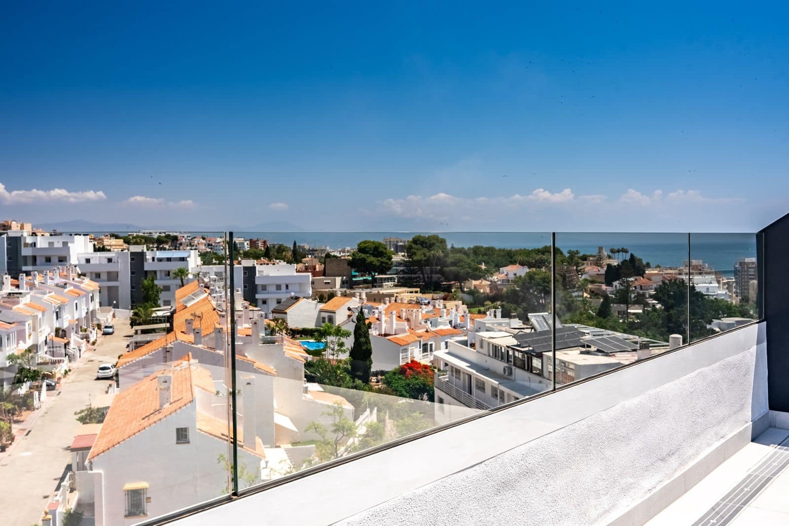 2 bedroom Penthouse for sale in Torremolinos - € 890,000 (Ref: 10097926)