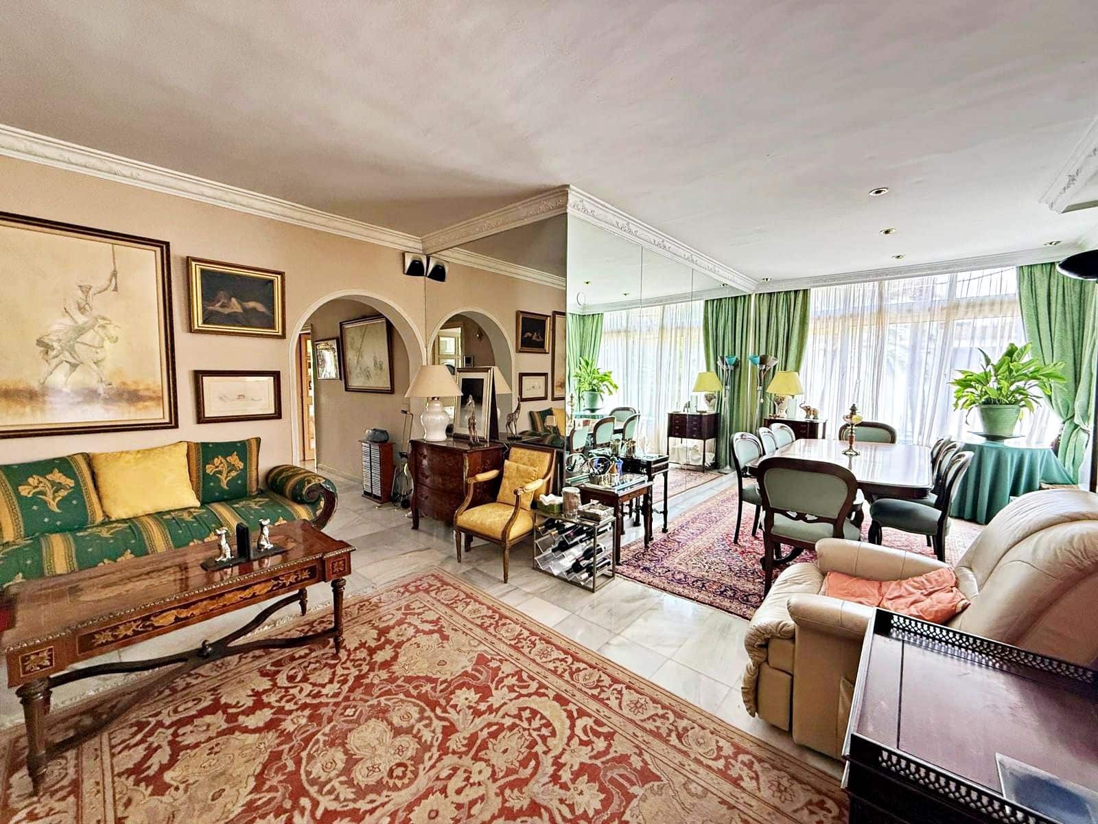 3 sypialnia Penthouse na sprzedaż w Puerto Banus - 975 000 € (Ref: 10100600)
