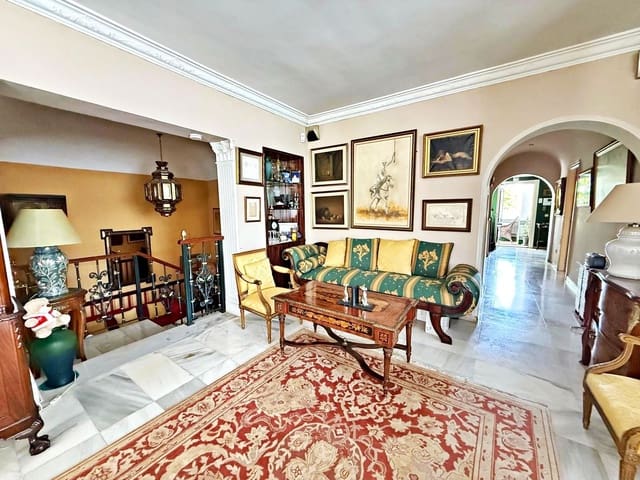 3 sypialnia Penthouse na sprzedaż w Puerto Banus, Marbella - 975 000 € (Ref: 10100600)