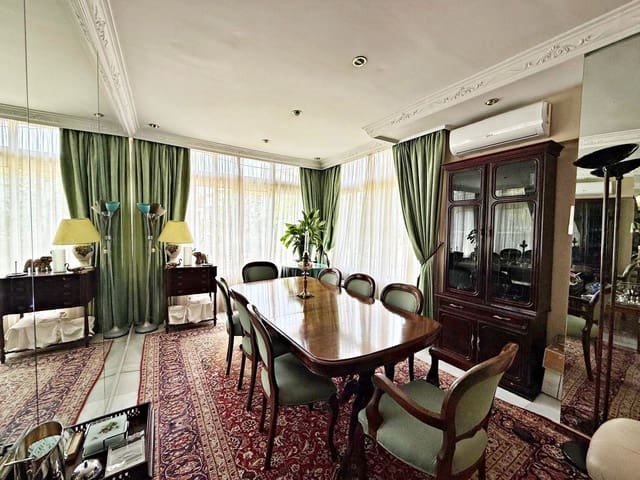 3 sypialnia Penthouse na sprzedaż w Puerto Banus, Marbella - 975 000 € (Ref: 10100600)