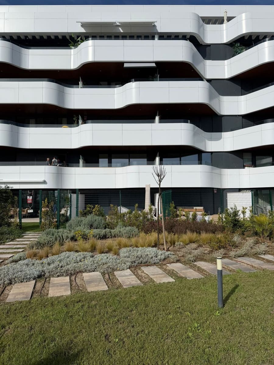 2 soverom Leilighet til salgs i Torremolinos med svømmebasseng - € 880 000 (Ref: 10153378)