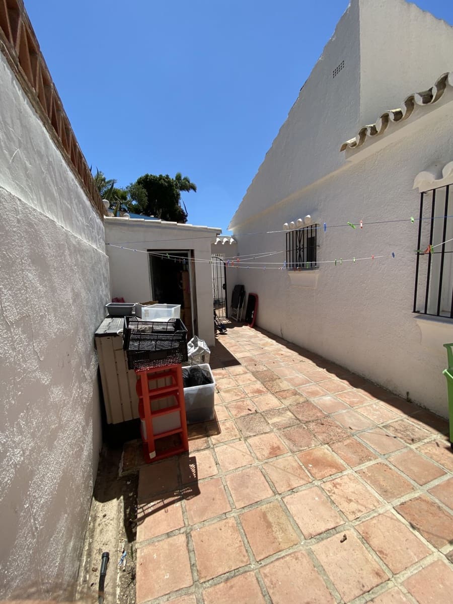 4 soveværelse Villa til salg i Mijas Costa med swimmingpool - € 749.000 (Ref: 10153379)