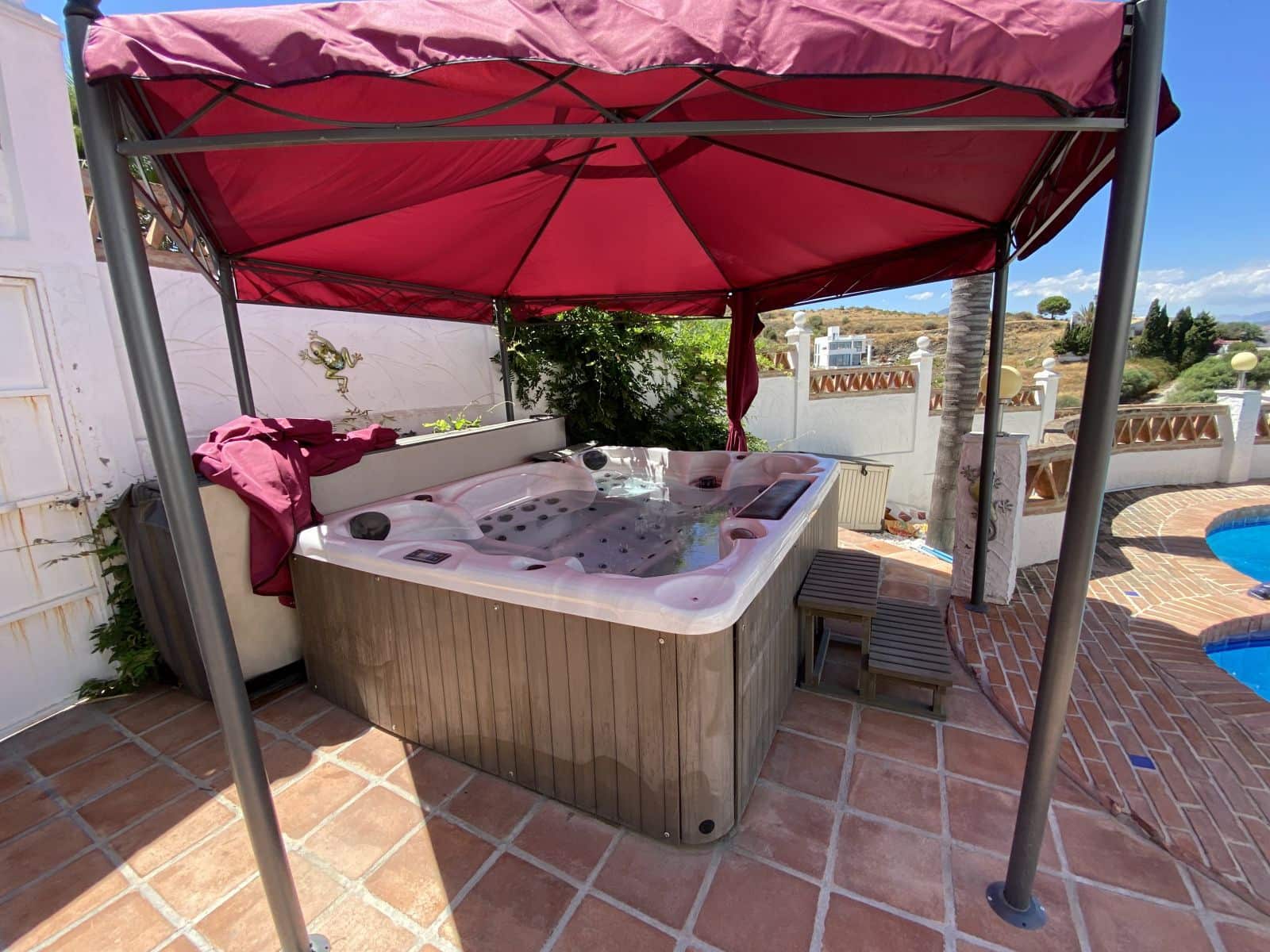 4 soveværelse Villa til salg i Mijas Costa med swimmingpool - € 749.000 (Ref: 10153379)