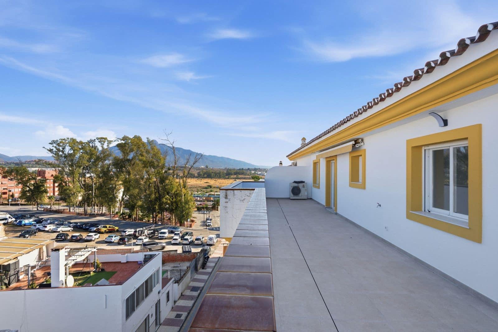 3 slaapkamer Penthouse te koop in San Pedro de Alcantara met garage - € 790.000 (Ref: 10153383)