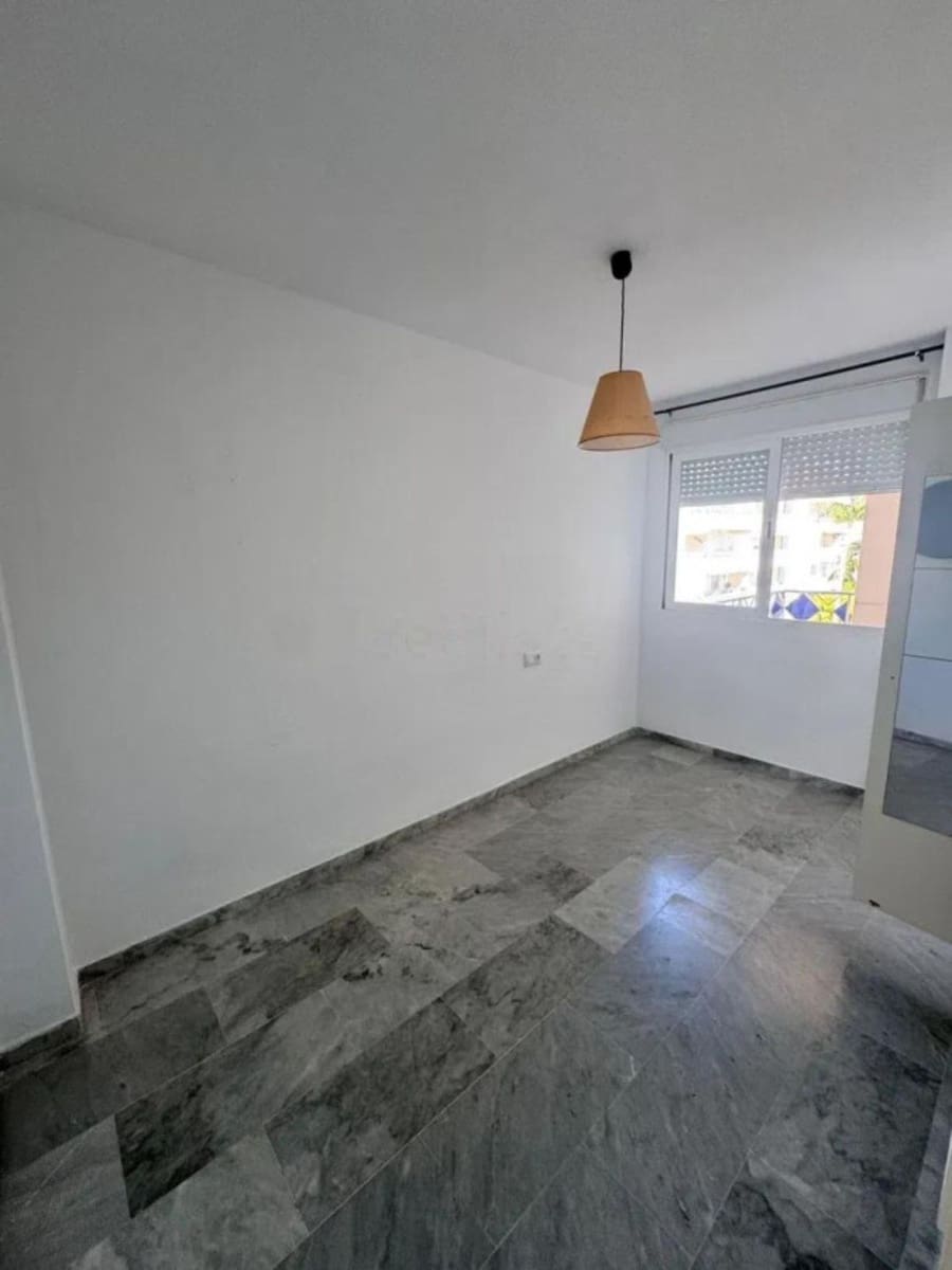 2 sypialnia Apartament na sprzedaż w Marbella z basenem - 400 000 € (Ref: 10153387)