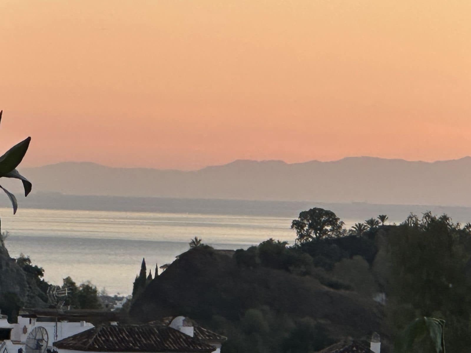 3 bedroom Apartment for sale in Benahavis with pool - € 695,000 (Ref: 10153388)