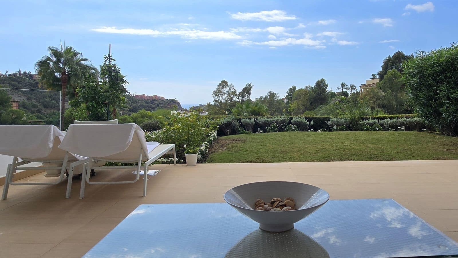 3 bedroom Apartment for sale in Benahavis with pool - € 695,000 (Ref: 10153388)