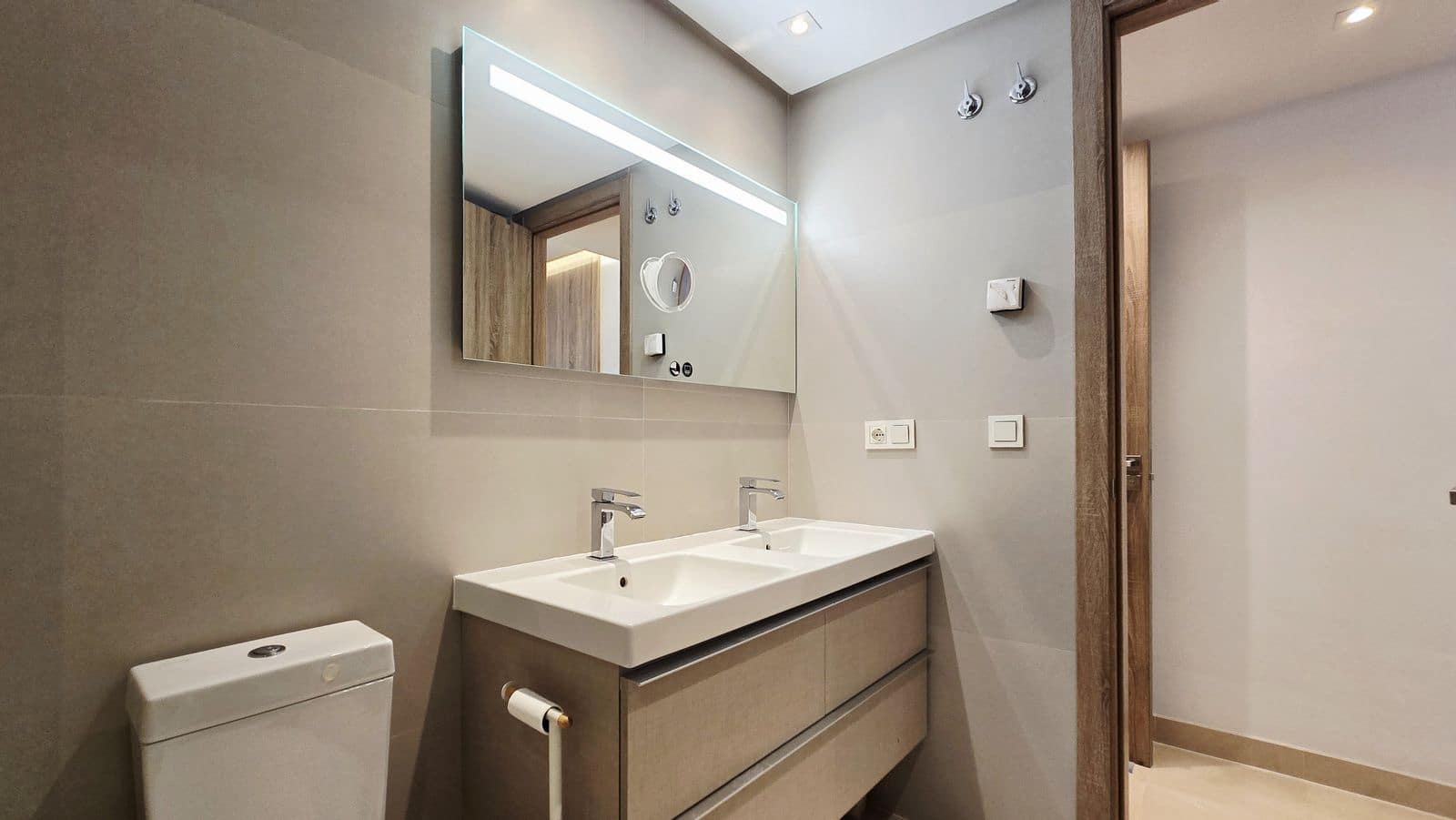 3 bedroom Apartment for sale in Benahavis with pool - € 695,000 (Ref: 10153388)