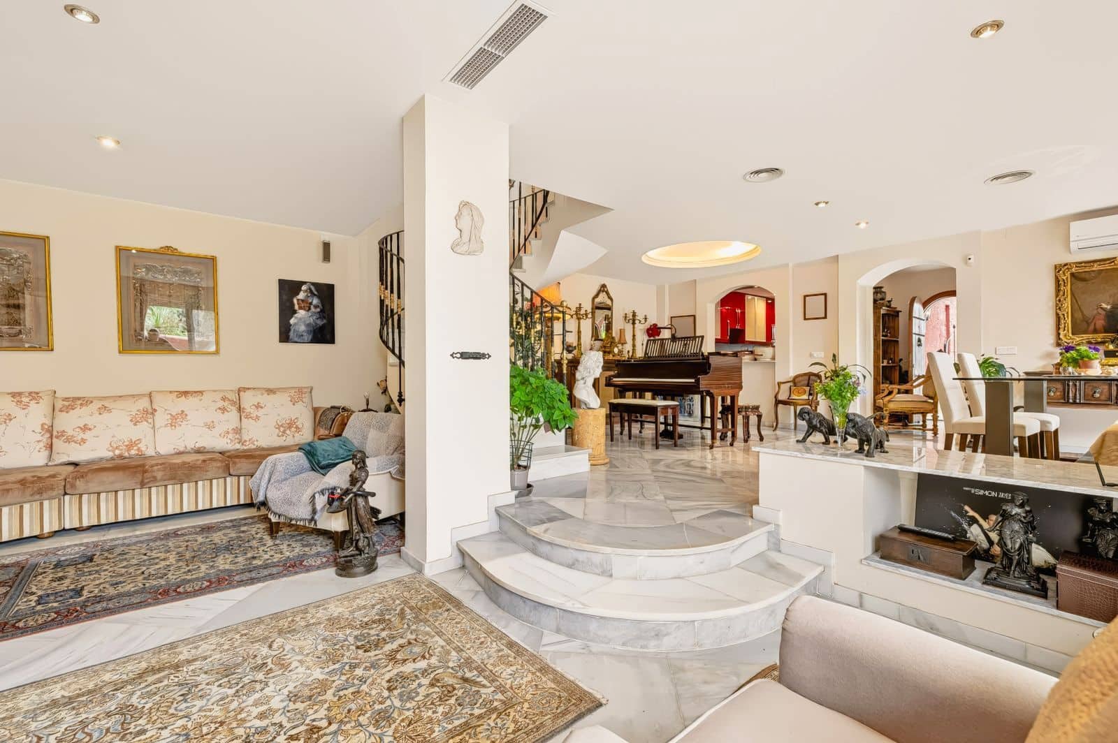 3 chambre Maison de Ville à vendre à Nueva Andalucia avec piscine garage - 980 000 € (Ref: 10153391)