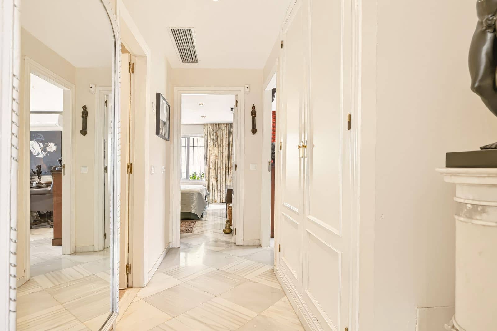 3 chambre Maison de Ville à vendre à Nueva Andalucia avec piscine garage - 980 000 € (Ref: 10153391)