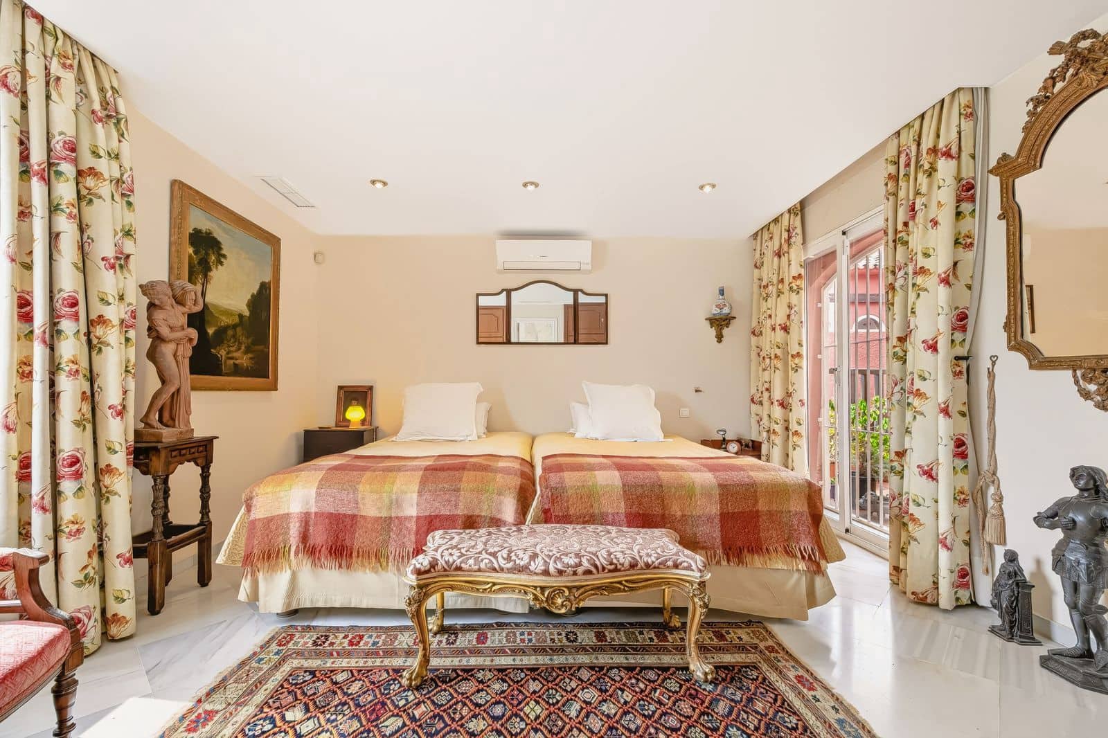 3 chambre Maison de Ville à vendre à Nueva Andalucia avec piscine garage - 980 000 € (Ref: 10153391)