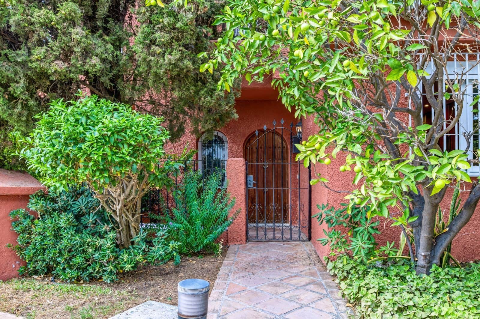 3 chambre Maison de Ville à vendre à Nueva Andalucia avec piscine garage - 980 000 € (Ref: 10153391)