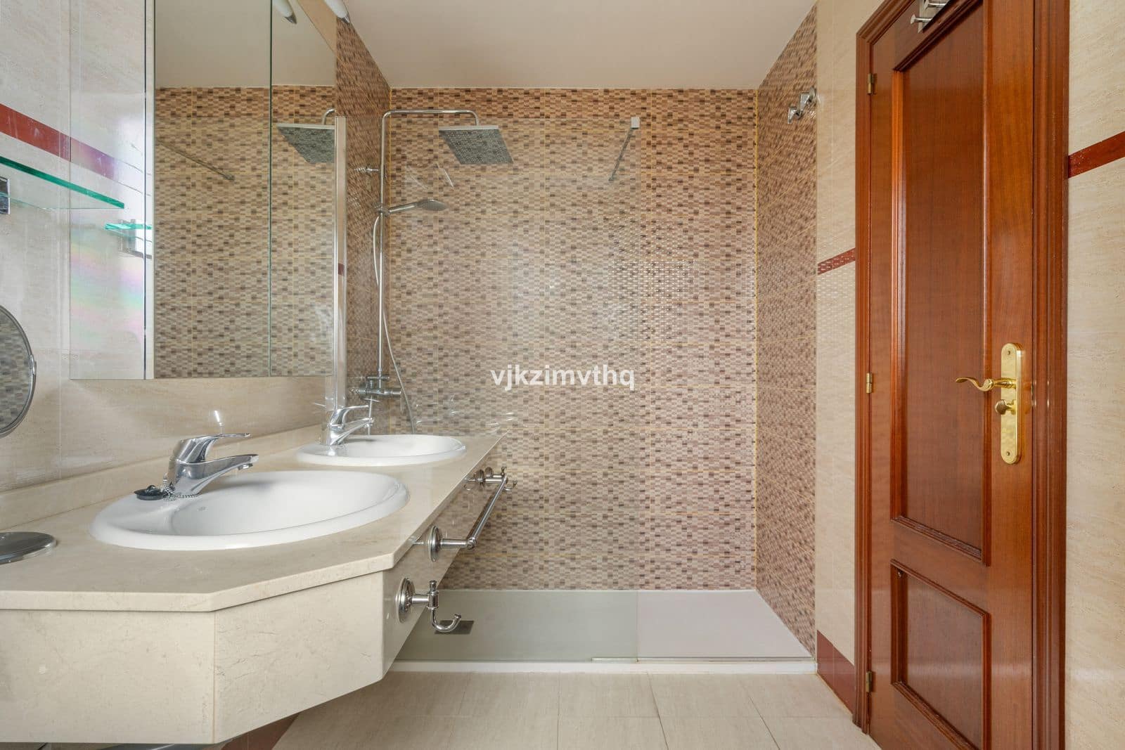 Casa de 3 habitaciones en La Cala de Mijas en venta con piscina garaje - 650.000 € (Ref: 10153395)