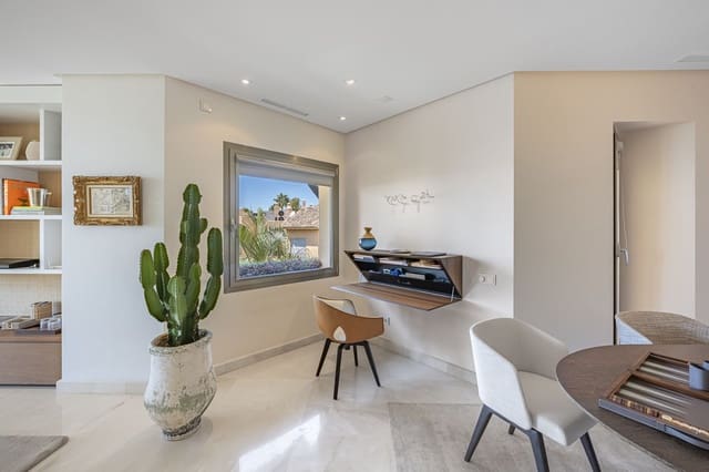 2 sovrum Takvåning till salu i Golden Mile, Marbella med pool garage - 2 290 000 € (Ref: 10153396)