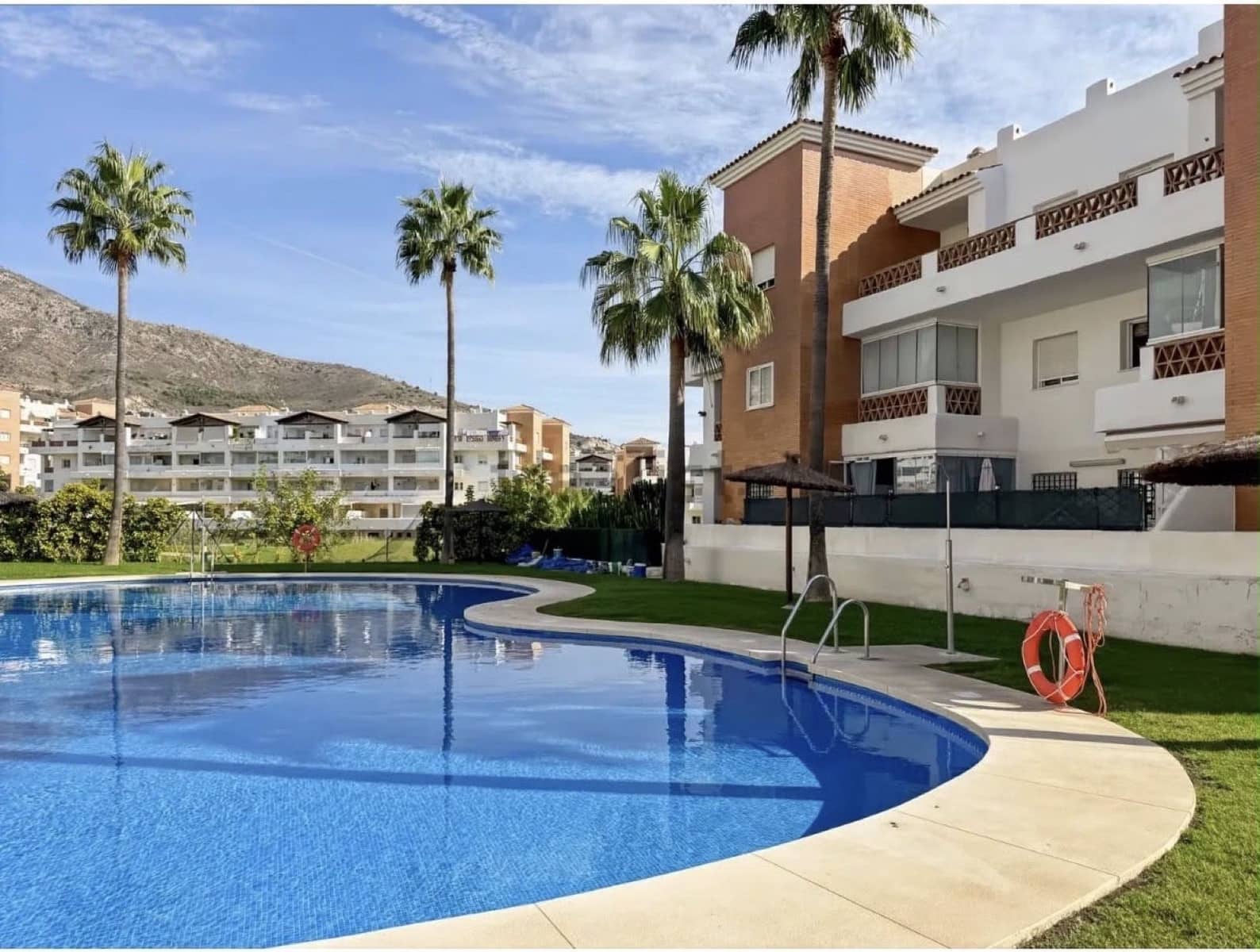 2 sypialnia Apartament na sprzedaż w Benalmadena z basenem garażem - 355 000 € (Ref: 10153400)