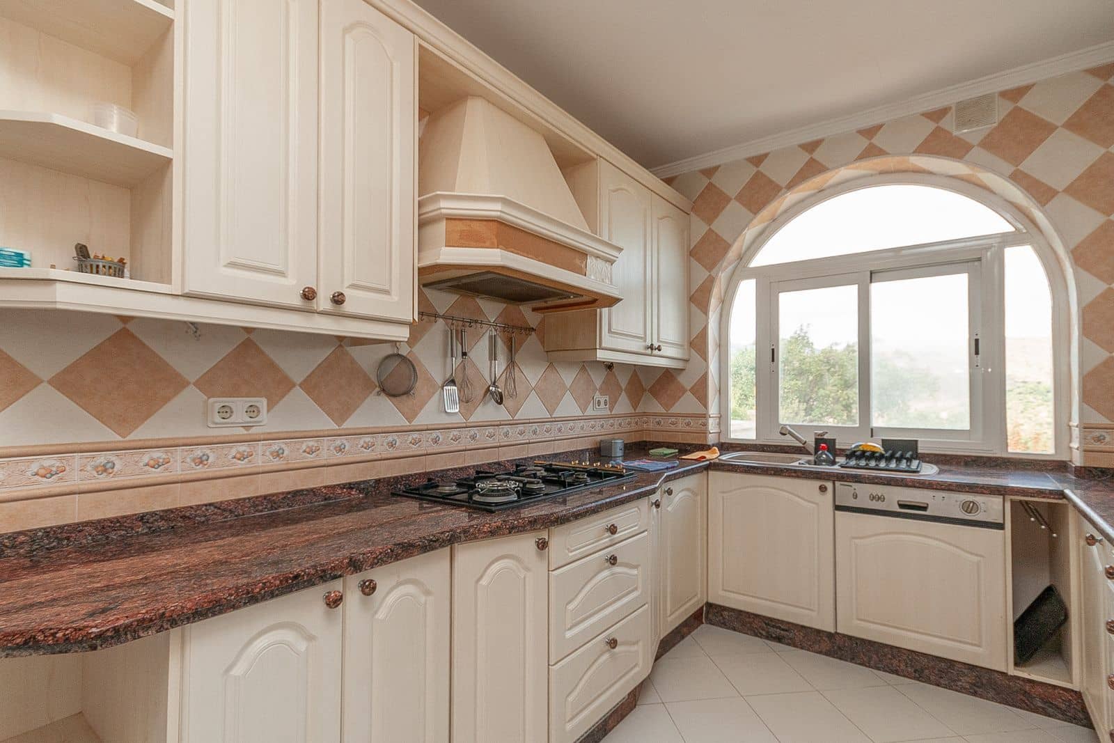 6 quarto Moradia para venda em La Mairena - 1 250 000 € (Ref: 10153403)