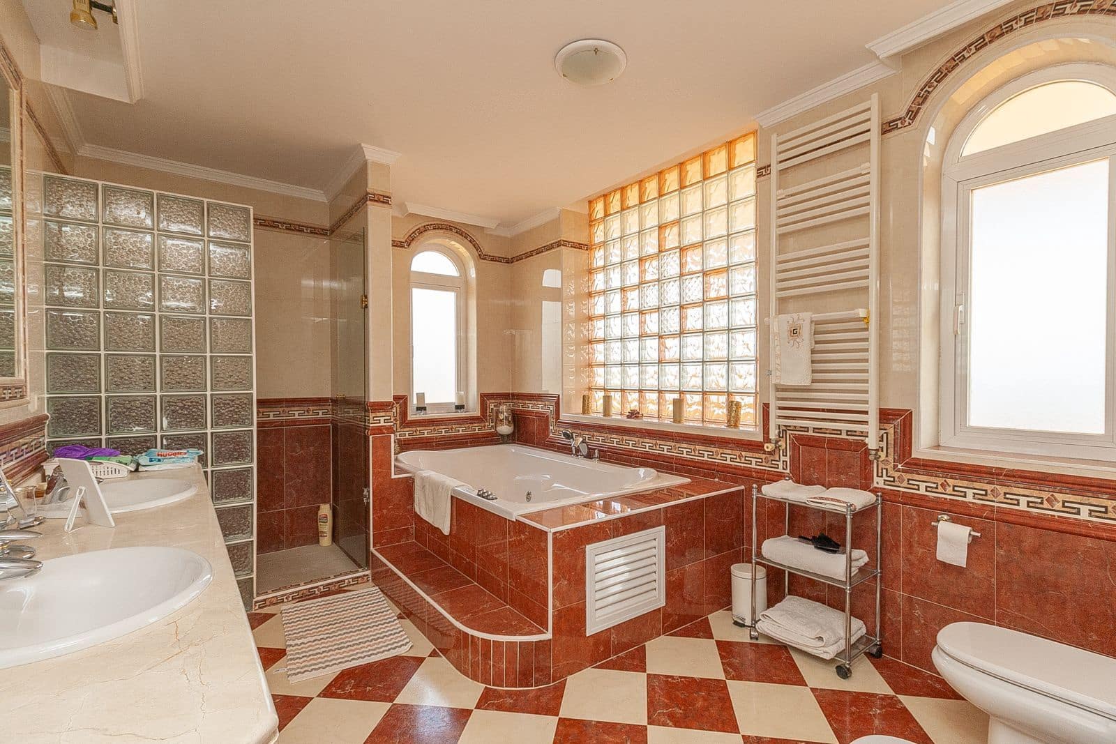 6 quarto Moradia para venda em La Mairena - 1 250 000 € (Ref: 10153403)