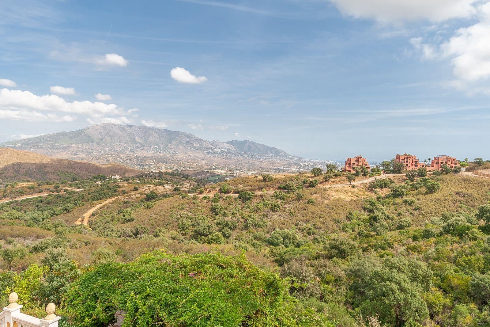 6 quarto Moradia para venda em La Mairena - 1 250 000 € (Ref: 10153403)