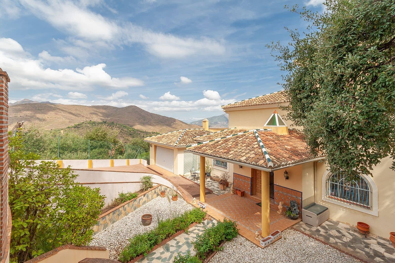 6 quarto Moradia para venda em La Mairena - 1 250 000 € (Ref: 10153403)