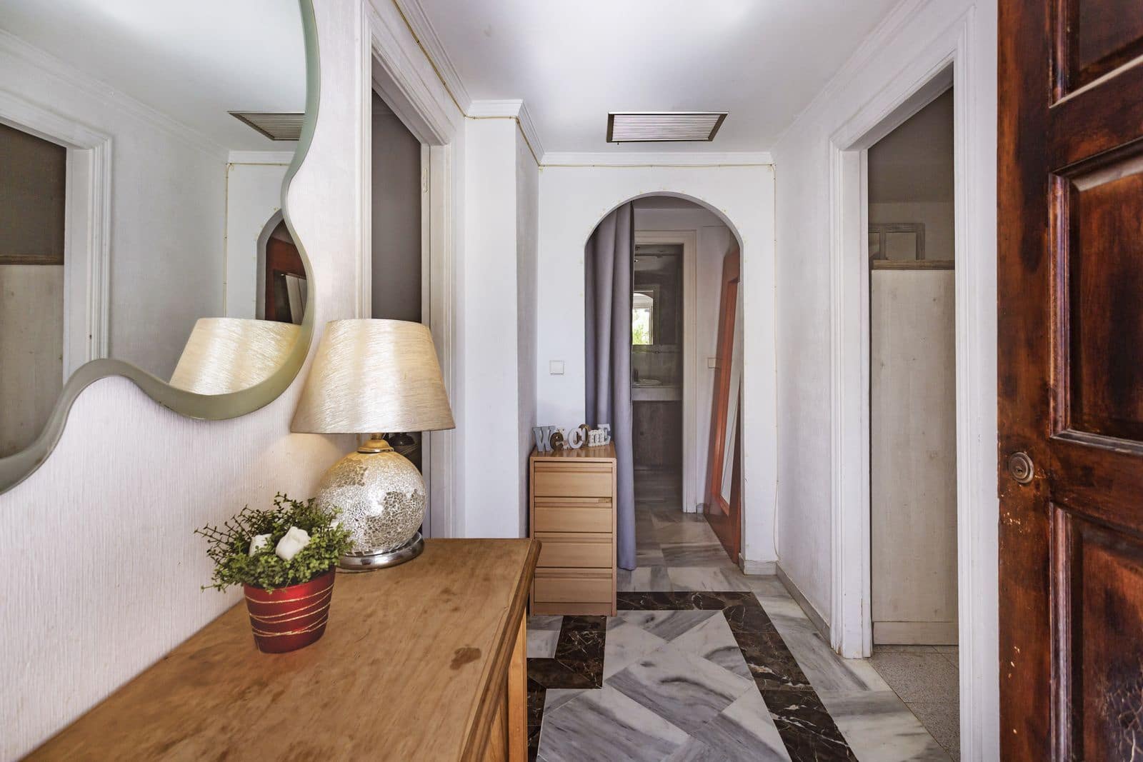 3 chambre Appartement à vendre à Nueva Andalucia avec piscine - 495 000 € (Ref: 10153404)