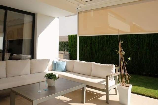3 sypialnia Dom blizniak na sprzedaż w Estepona z basenem garażem - 955 000 € (Ref: 10153405)