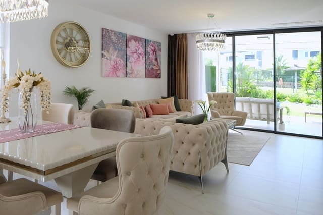3 sypialnia Dom blizniak na sprzedaż w Estepona z basenem garażem - 955 000 € (Ref: 10153405)