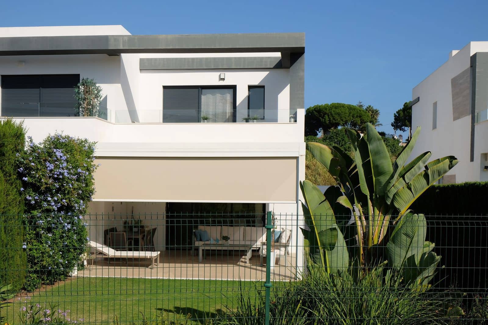 3 sypialnia Dom blizniak na sprzedaż w Estepona z basenem garażem - 955 000 € (Ref: 10153405)