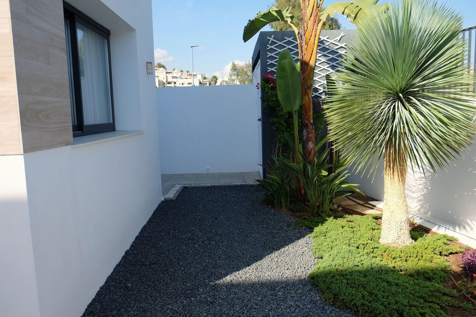 3 sypialnia Dom blizniak na sprzedaż w Estepona z basenem garażem - 955 000 € (Ref: 10153405)