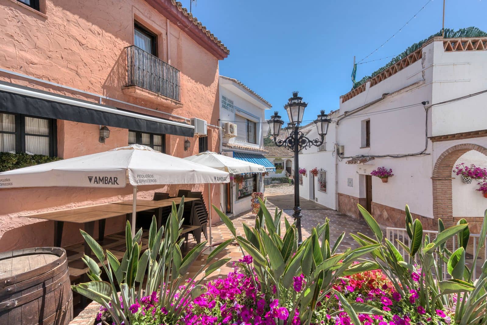 3 quarto Casa em Banda para venda em Benahavis - 375 000 € (Ref: 10153406)