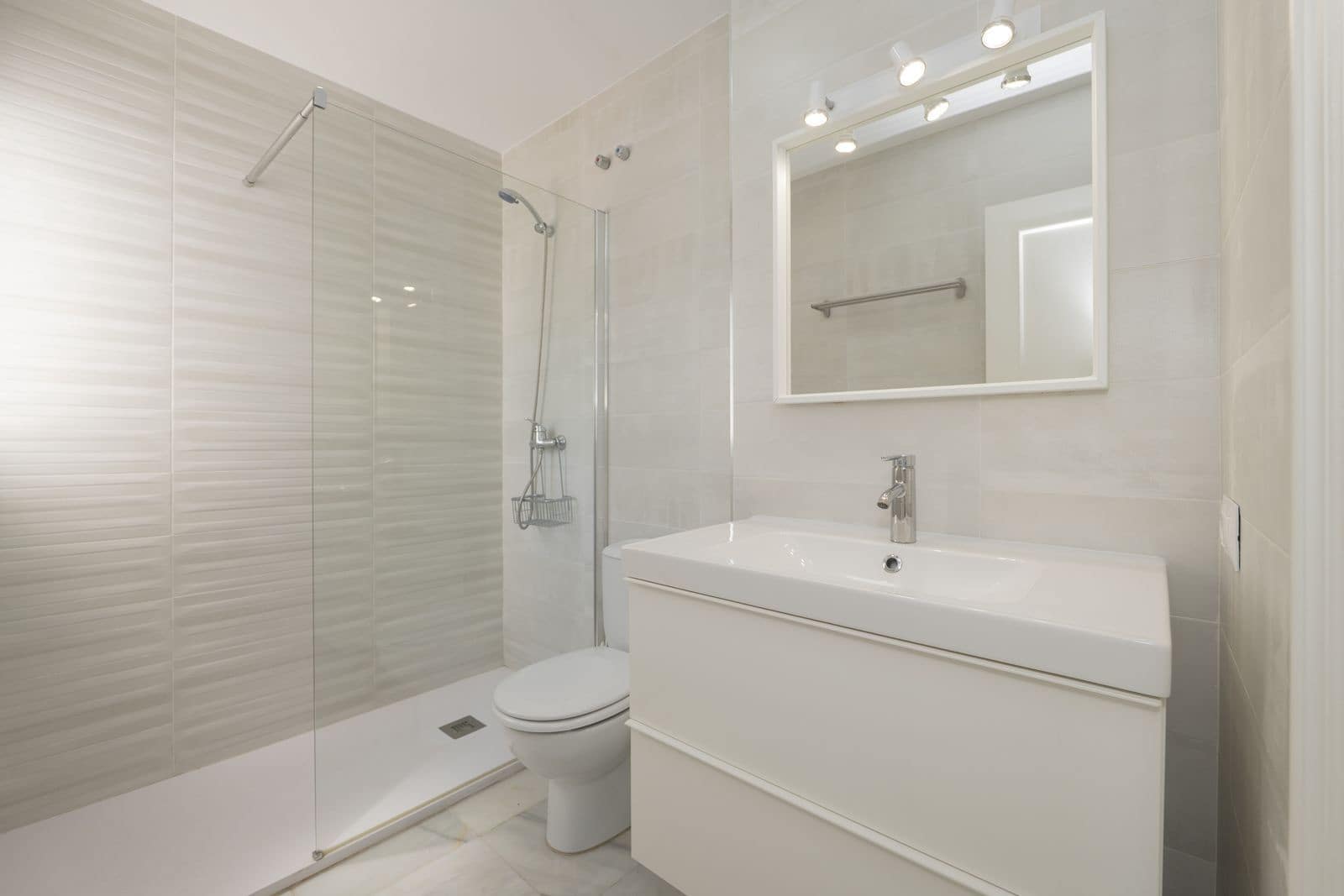 3 soveværelse Villa til salg i Puerto Banus med swimmingpool - € 1.330.000 (Ref: 10153407)
