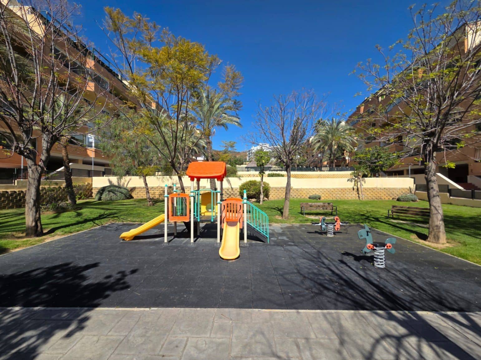 3 soveværelse Lejlighed til salg i Torremolinos med swimmingpool garage - € 456.500 (Ref: 10153408)