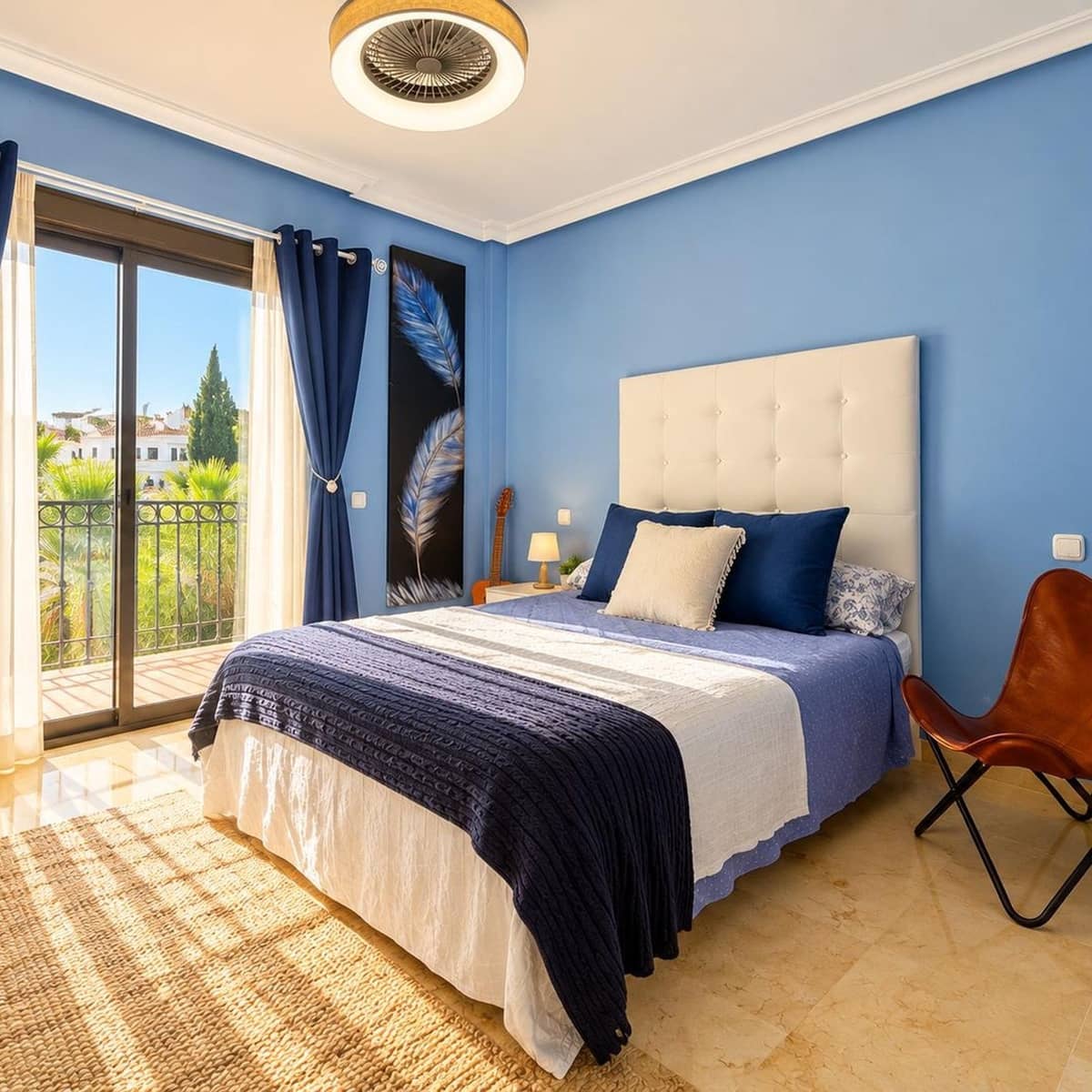4 bedroom Townhouse for sale in Estepona with garage - € 850,000 (Ref: 10153409)