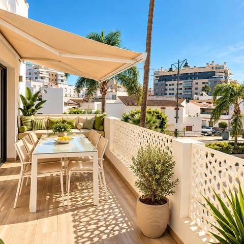 Casa de 4 habitaciones en Estepona en venta con garaje - 850.000 € (Ref: 10153409)