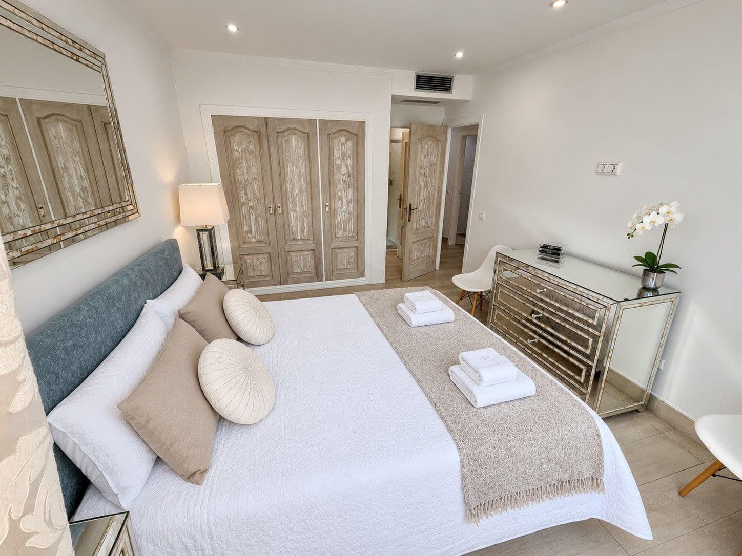 2 makuuhuone Huoneisto myytävänä paikassa Nueva Andalucia - 550 000 € (Ref: 10153411)