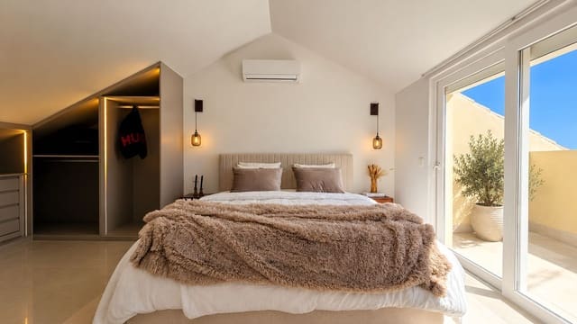 4 chambre Maison de Ville à vendre à Nueva Andalucia, Marbella - 950 000 € (Ref: 10153413)