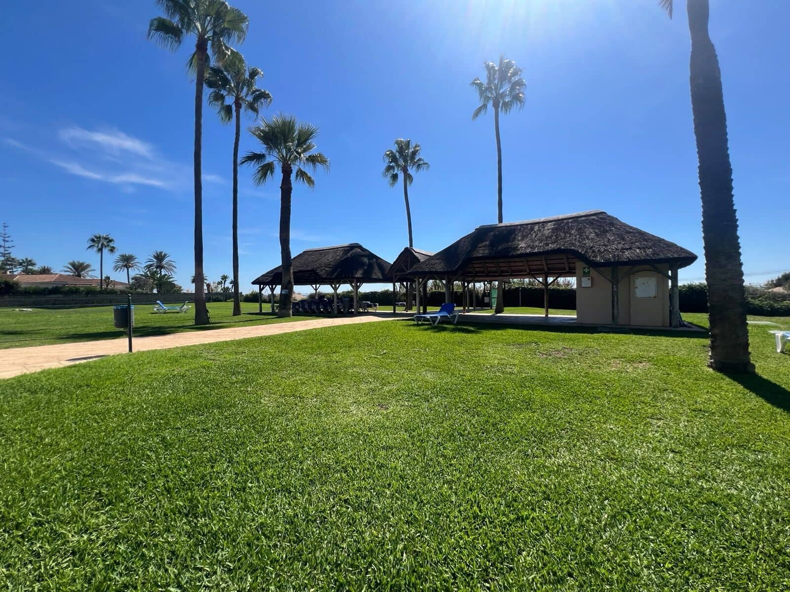 2 bedroom Apartment for sale in Marbella with pool garage - € 875,000 (Ref: 10153416)