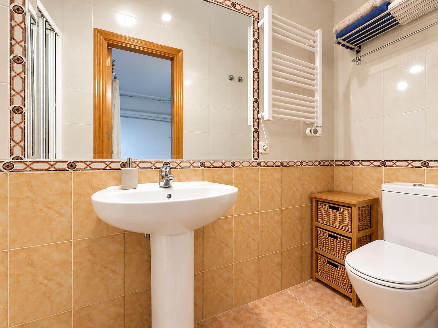 4 chambre Maison de Ville à vendre à Estepona avec garage - 600 000 € (Ref: 10153417)