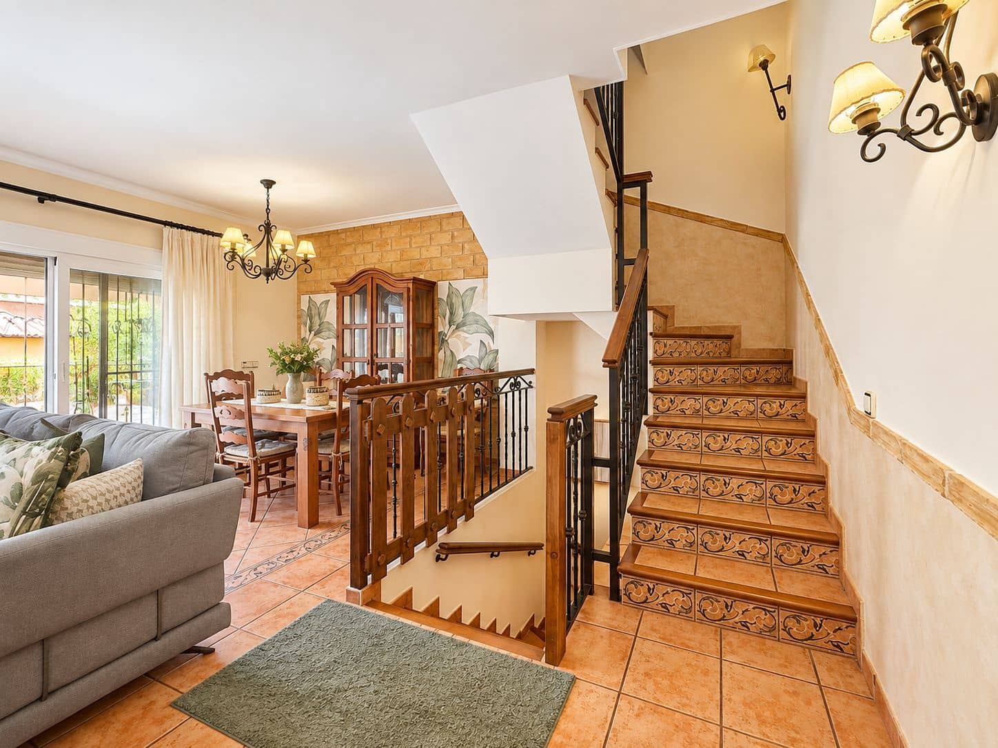 4 chambre Maison de Ville à vendre à Estepona avec garage - 600 000 € (Ref: 10153417)