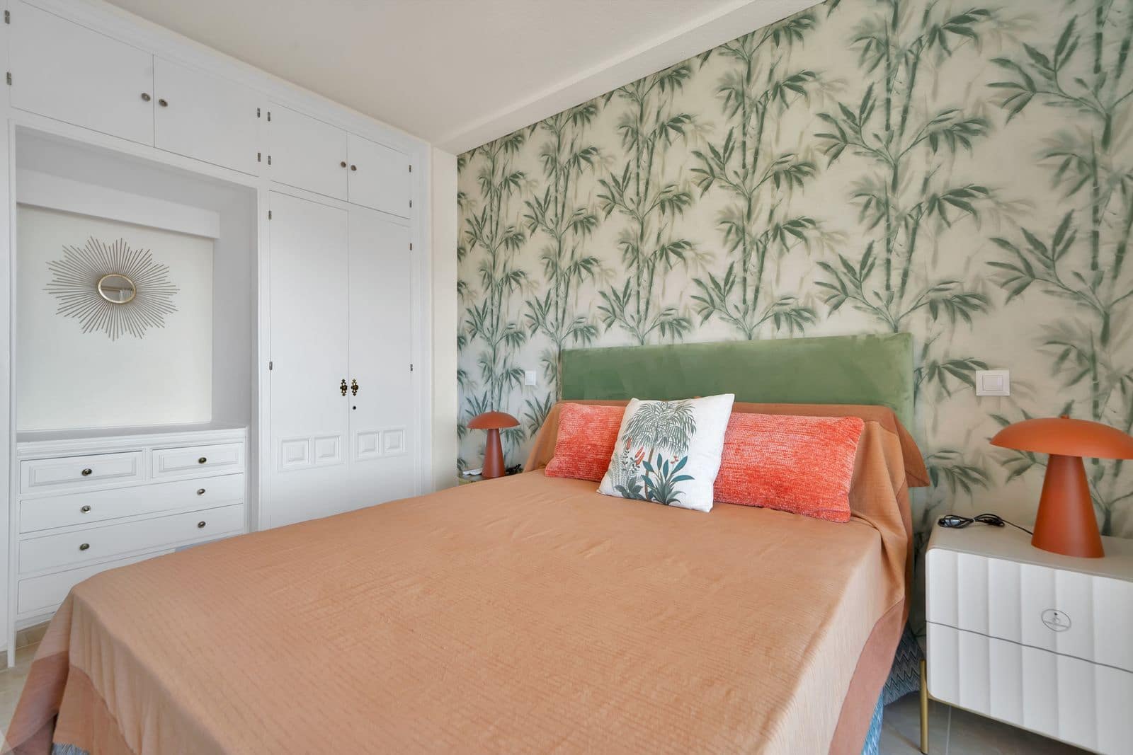 1 quarto Apartamento para venda em Atalaya-Isdabe com piscina garagem - 290 000 € (Ref: 10153418)