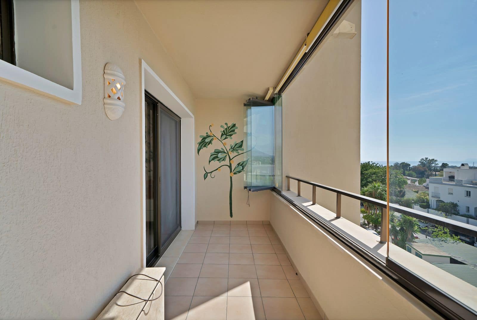 1 quarto Apartamento para venda em Atalaya-Isdabe com piscina garagem - 290 000 € (Ref: 10153418)
